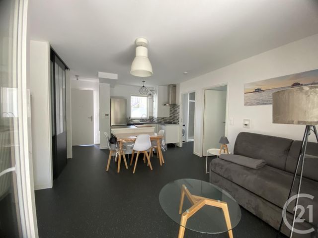Appartement T2 à louer - 2 pièces - 43.0 m2 - ANDERNOS LES BAINS - 33 - AQUITAINE - Century 21 Immobellevue