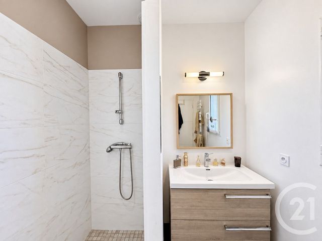 maison à vendre - 5 pièces - 138.0 m2 - ANDERNOS LES BAINS - 33 - AQUITAINE - Century 21 Immobellevue