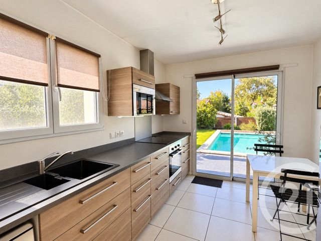 maison à vendre - 5 pièces - 138.0 m2 - ANDERNOS LES BAINS - 33 - AQUITAINE - Century 21 Immobellevue