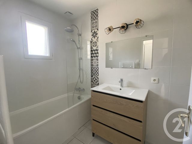 maison à louer - 4 pièces - 82.95 m2 - LANTON - 33 - AQUITAINE - Century 21 Immobellevue