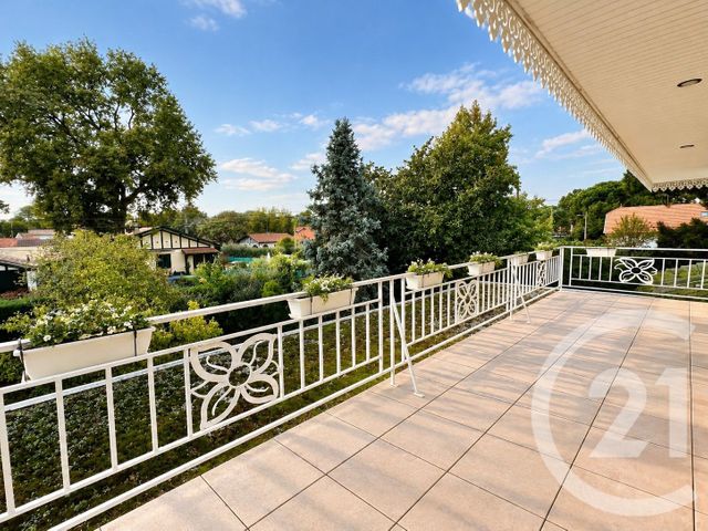 maison à vendre - 7 pièces - 193.61 m2 - ANDERNOS LES BAINS - 33 - AQUITAINE - Century 21 Immobellevue