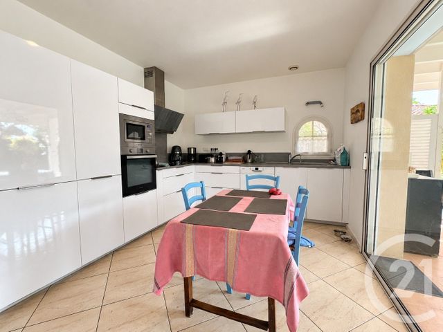maison à vendre - 7 pièces - 193.61 m2 - ANDERNOS LES BAINS - 33 - AQUITAINE - Century 21 Immobellevue
