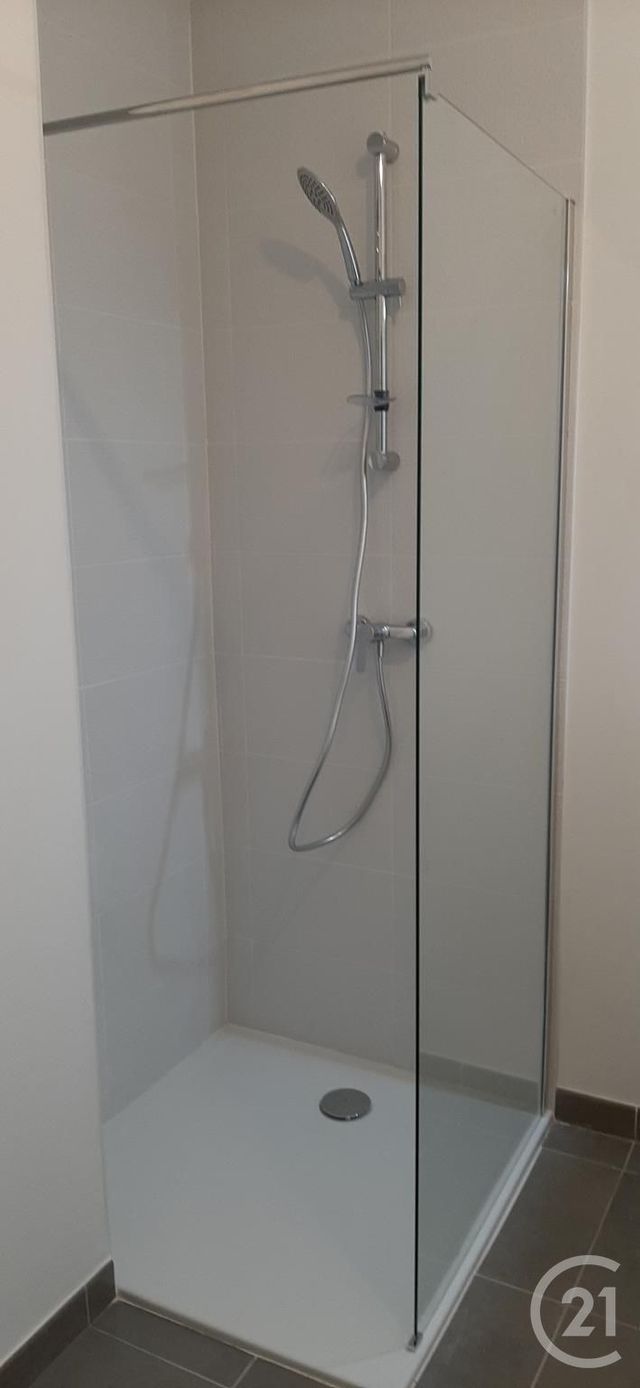Appartement T2 à louer - 2 pièces - 44.32 m2 - ANDERNOS LES BAINS - 33 - AQUITAINE - Century 21 Immobellevue