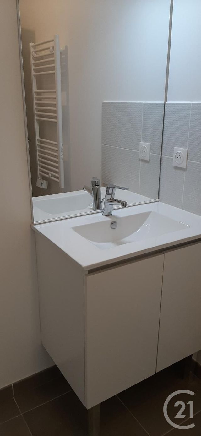 Appartement T2 à louer - 2 pièces - 44.32 m2 - ANDERNOS LES BAINS - 33 - AQUITAINE - Century 21 Immobellevue
