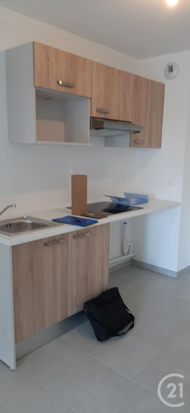 Appartement T2 à louer - 2 pièces - 44.32 m2 - ANDERNOS LES BAINS - 33 - AQUITAINE - Century 21 Immobellevue