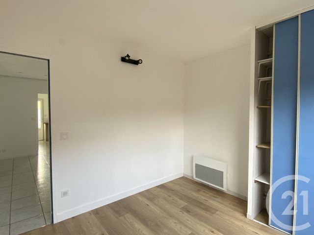 Appartement T2 à louer - 2 pièces - 34.97 m2 - LANTON - 33 - AQUITAINE - Century 21 Immobellevue